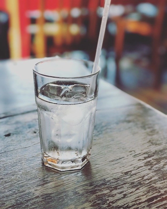 glass-2336617_960_720.jpg